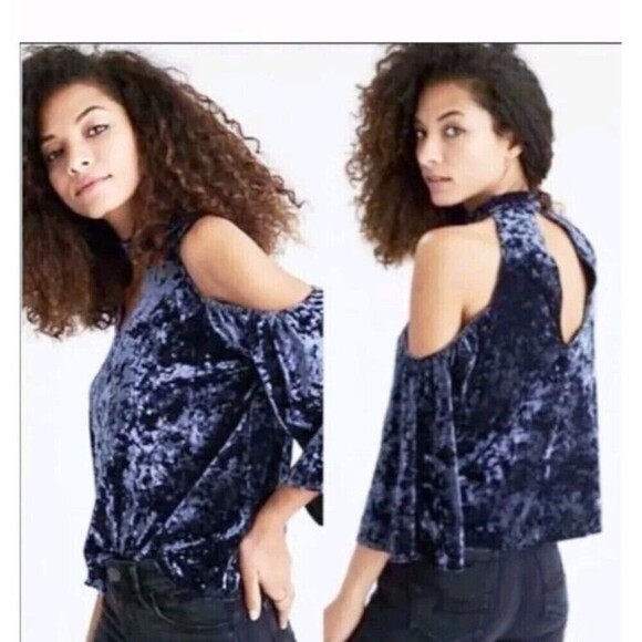 American Eagle Top Sz Small Blue Crushed Velvet Choker Neck Whimsigoth Goth Y2K - Picture 7 of 7